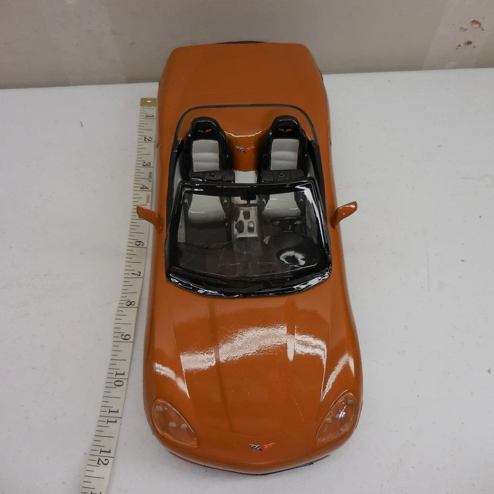 2008 Chevrolet Corvette C6 Convertible Porcelain Decanter Orange IAJBBSC 2010
